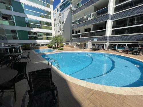 cód 49 - Apartamento belíssimo com sacada gourmet!