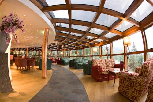 Lux Garden Hotel - image 7