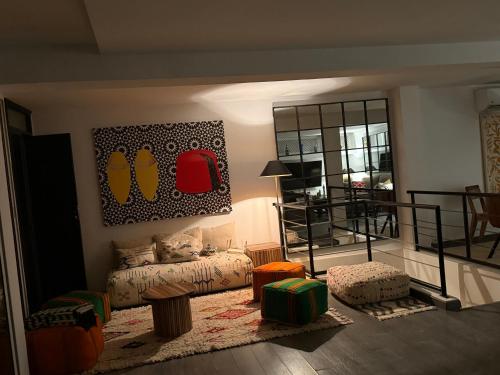 LE 21, EXCLUSIVE LUXURY DUPLEX 400m FROM JEMAA EL FNA PLACE -HAMMAM-JACUZZI-KOUTOUBIA VIEW-ROOF TERRACE -SPEED WIFI, Marrakech (foto 7)