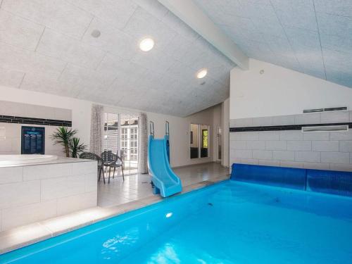 Swimming pool, 24 person holiday home in Blavand in Oksby