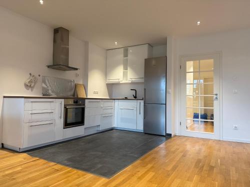 Nice and big Apartment for up to 10 people in a very good Location of Munich! Good for Oktoberfest!, Monachium (zdjęcie 5)