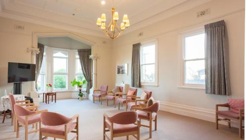 مركز الأعمال, Mary MacKillop Spirituality Centre, St Joseph's by the sea in ويليام ستون