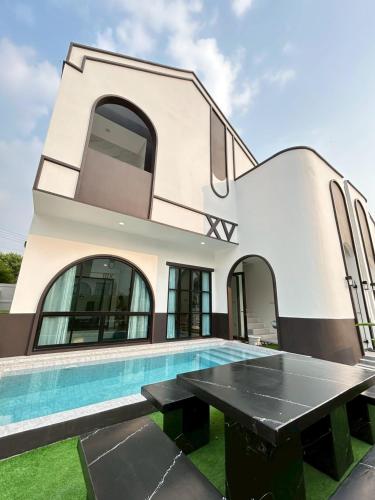 See Sky Poolvilla Khao Yai