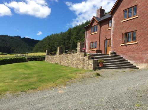 Laurel Bank - image 2