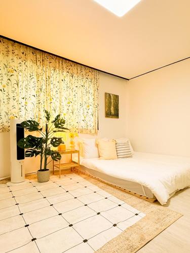 Sum Leisure Gocheok Dome 6 minutes Emotional 4-person two-room, Seoul