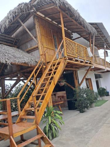 PiscinaCascolHostal in Пуерто Лопез