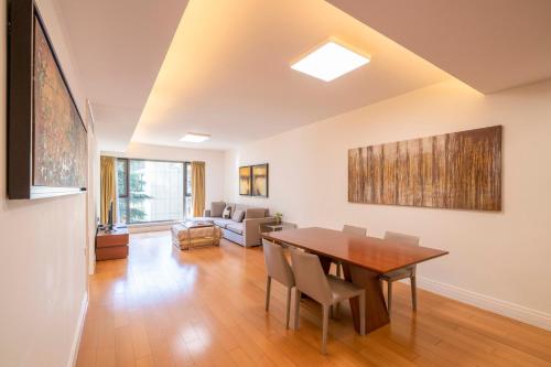Cozy 2 Bedroom 1 Living Apartment Yongxin Century Xujiahui, Shanghai (foto 9)