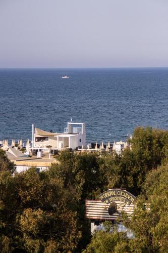 Miramare Hotel - image 3