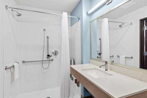 WoodSpring Suites Richmond Airport in Henrico, USA