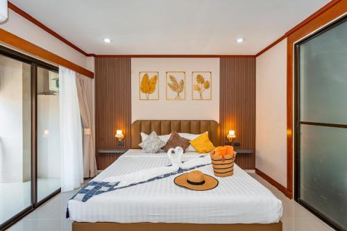 room detail thumbnail 0