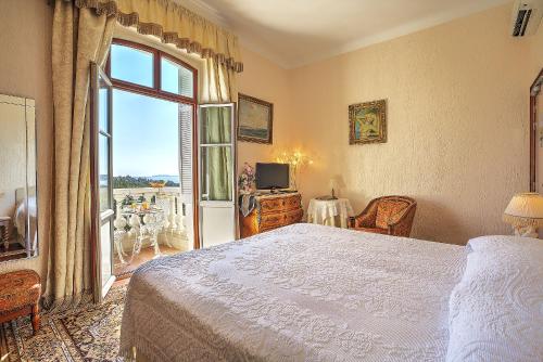 Superior Double Room with Sea View, terrace and Balcony