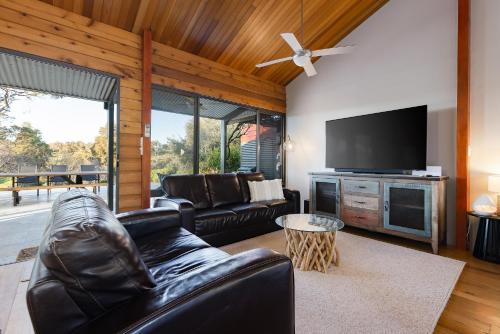 Amaroo By Swan Bnb Management in Bullsbrook