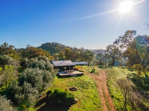 . Amaroo Swan BnB Management