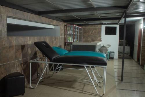 La Esmeralda entre Montanas in Boqueron