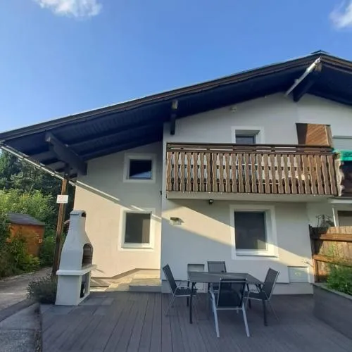 Ferienhaus Fux - Your Lake and Ski Hideaway at Tauplitz near Hallstatt in Bad Mitterndorf, Österreich