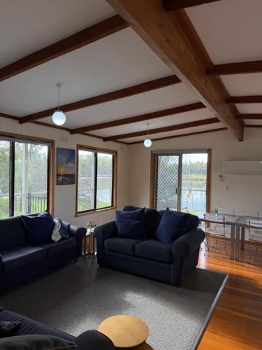 Golden Mile - On the Waterfront in บุนดาลอง