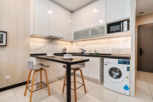 Kitchen, Societe Hartamas near Bukit Kiara Equestrian