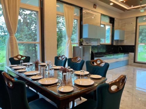 Selborne Heaven 5 BHK Villa in Unhere Bk