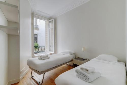 Four Saint Germain - Elegant & Spacious 3 BDR Apartment in the Heart of Saint Germain - image 13