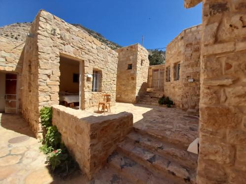 外観, Wadi Dana Lodge - نزل وادي ضانا in ダナ
