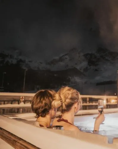 Palace Luxury Wellness Apartment and Boutique Hotel Ski-in-out in Saas-Fee, Schweiz