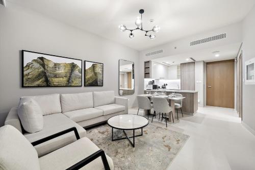FIRST CLASS 1BR Majestic Marina Views, Dubai (foto 4)