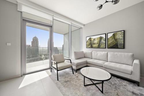 FIRST CLASS 1BR Majestic Marina Views, Dubai (foto 6)