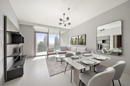FIRST CLASS 1BR Majestic Marina Views, Dubai (foto 9)
