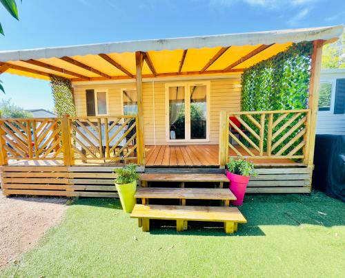 A szálláshely kívülről, Mobil-home ES119 Le Montourey Frejus in Cais