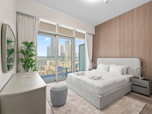 Panorama Royale 1BR w Study-Sleeps 4- Full Burj Khalifa View in Imperial-13, Дубай (фото 8)