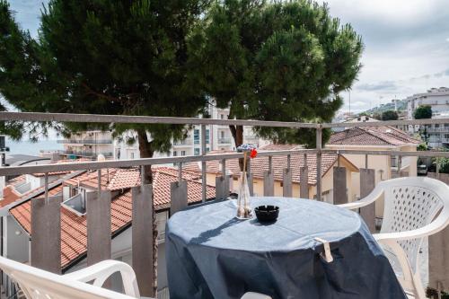Vistas, Blu Star Hotel in Marche
