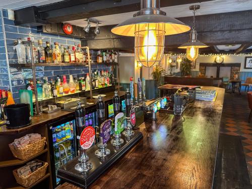 Blue Ball Inn - image 6
