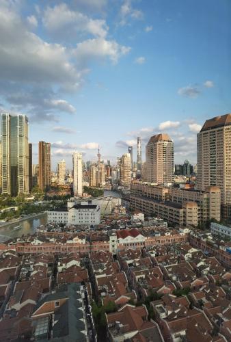 上海怡水豪庭东方明珠景观公寓River House The Bund View APT