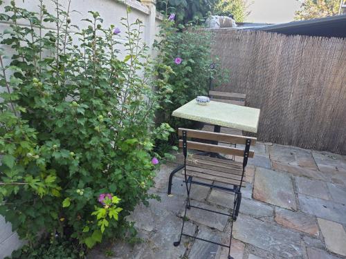 Appartement l'hay les roses in เชอวิลลี ลาอุย