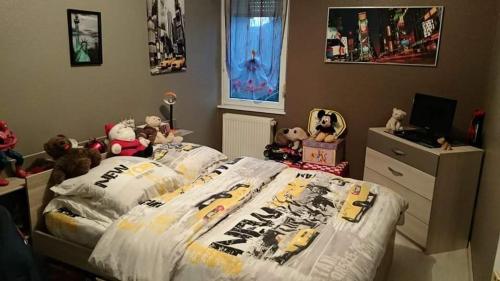 Appartement chaleureux in ลุกเซย-เล-แบ็ง