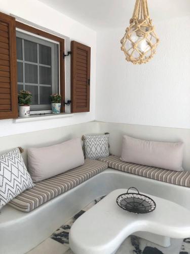 Balkons/terase, Flora's Villa with Plunge Pool in Agkidia