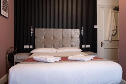Gatwick Turret Guest House - image 7