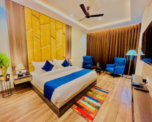 Ganges Blossom Luxury Stay in หริปุระ กาลัน