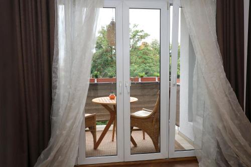 3-room luxury appartment - 120qm - up to 9 guests - Air condition - free car parking, Düsseldorf (fotografie 8)