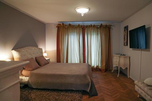 3-room luxury appartment - 120qm - up to 9 guests - Air condition - free car parking, Düsseldorf (fotografie 7)