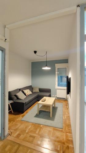 Apartamento Dormitaleria 52 - Casco Antiguo de Pamplona junto a la Catedral