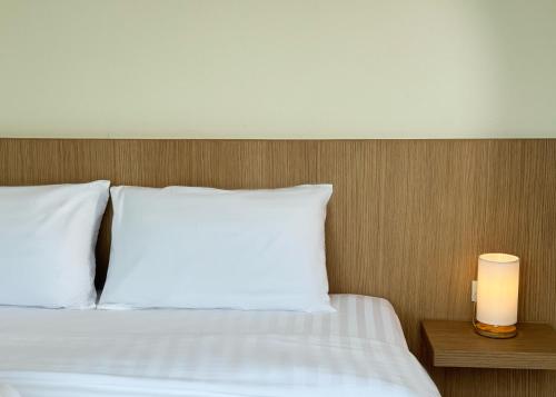 Fishtail Hostel Phuket Room Type - Suite with Sea View