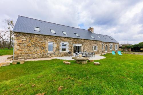 Magnifique maison familiale de 6 chambres in Saint-Clet