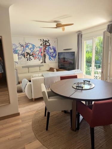 Lorette Hideway, Saint-Tropez