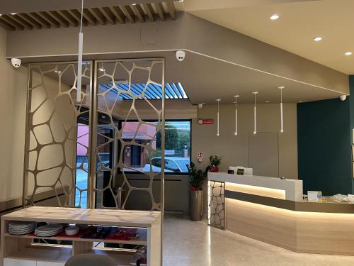 Hotel Real in ชินิเซลโล บัลซาโม