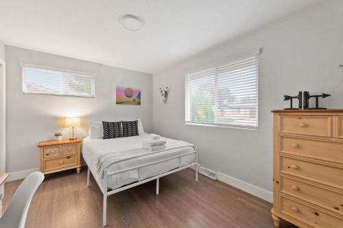Peaceful and comfy 4BR home near downtown denver in Arvada, USA