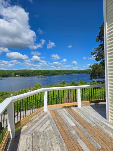 Balkons/terase, House on Thames River in Prestona (CT)