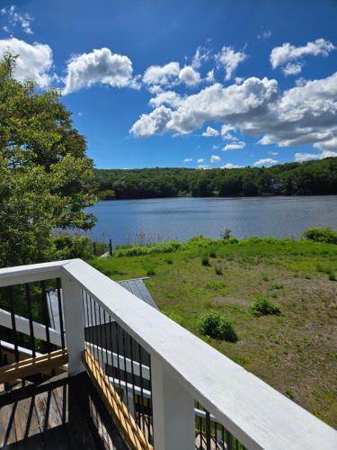 House on Thames River in Prestona (CT)