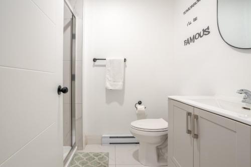 Theatre Hotel by Lodgo