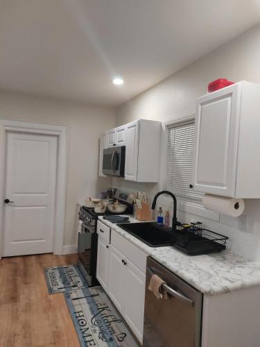 Konyha, The Perfect Spot in Corning